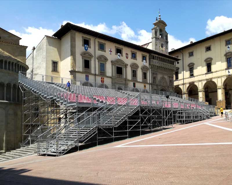 Tribuna allestita per La Giostra del Saracino ad Arezzo